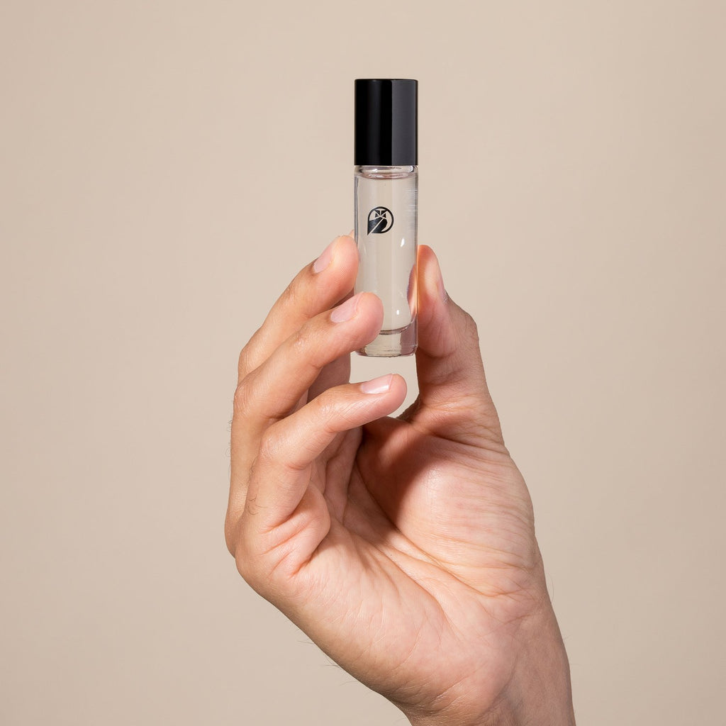 product-04-energizing-eye-tool